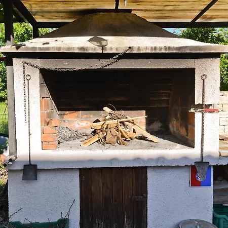Taras Casa de Férias Smilcic