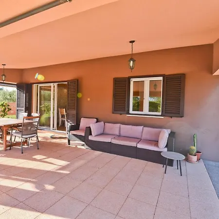 Taras Holiday home